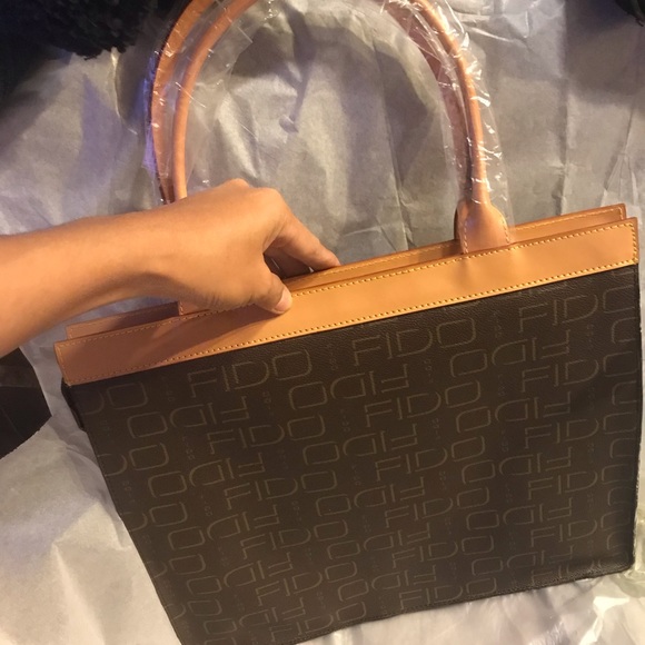 Leather shoulder bag - Picture 2 of 6